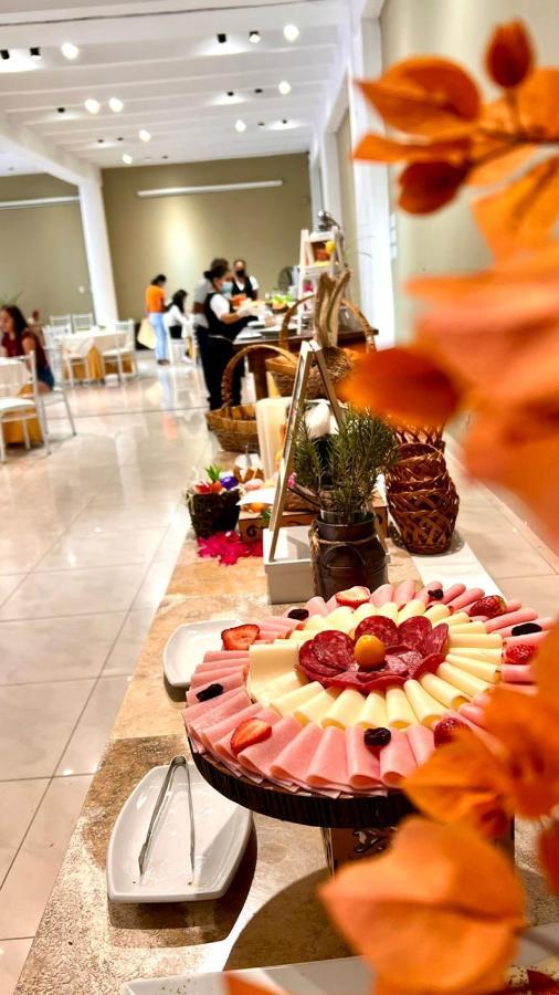 Hotel Sol De Ика Екстериор снимка