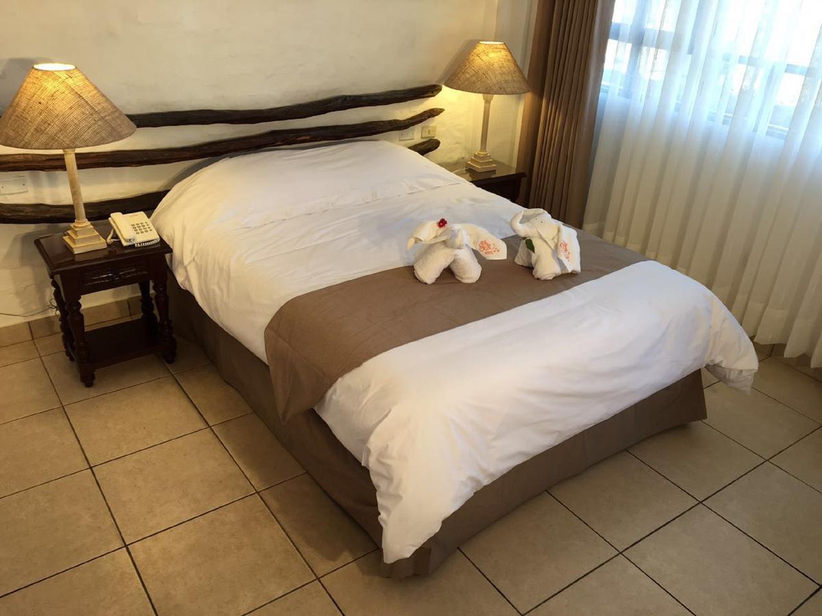 Hotel Sol De Ика Екстериор снимка